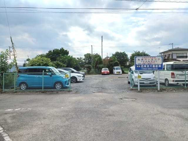 私市パーキング(シャルマン)の外観