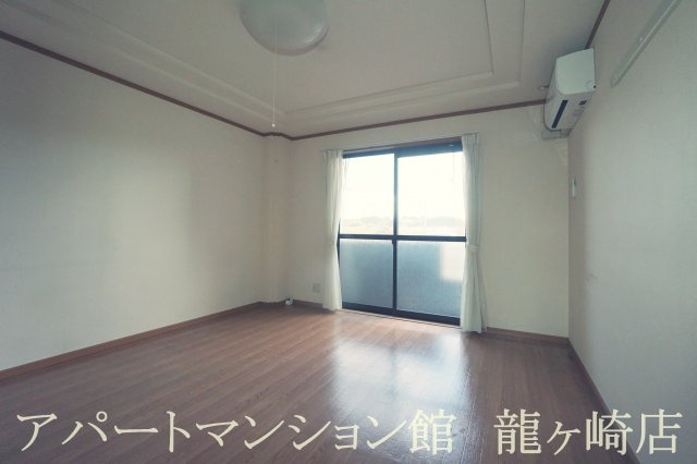 レジデンス弐番館の寝室