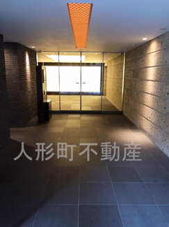 【エントランス】