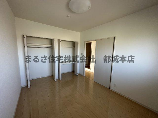 スカイコート年見の収納