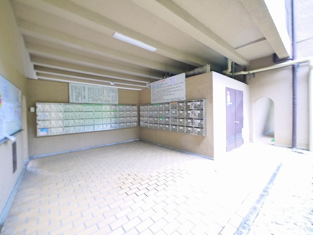 若草マンションのその他共用部分|集合ポスト