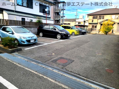 【駐車場】 | シャイニータウンA棟