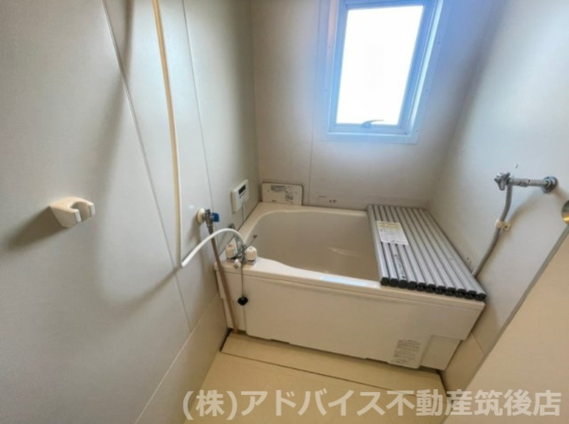 八女郡広川町大字広川のアパートの浴室