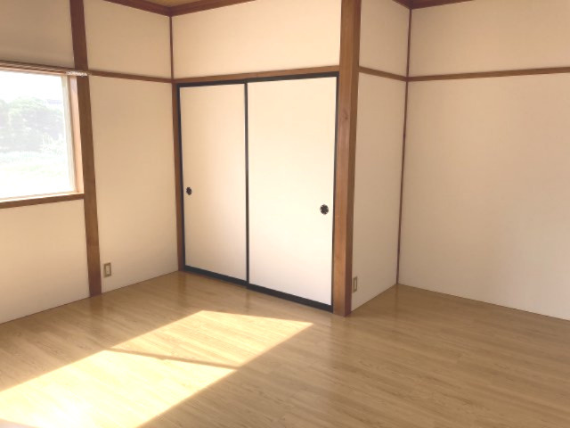 ユートピアサフラワの洋室