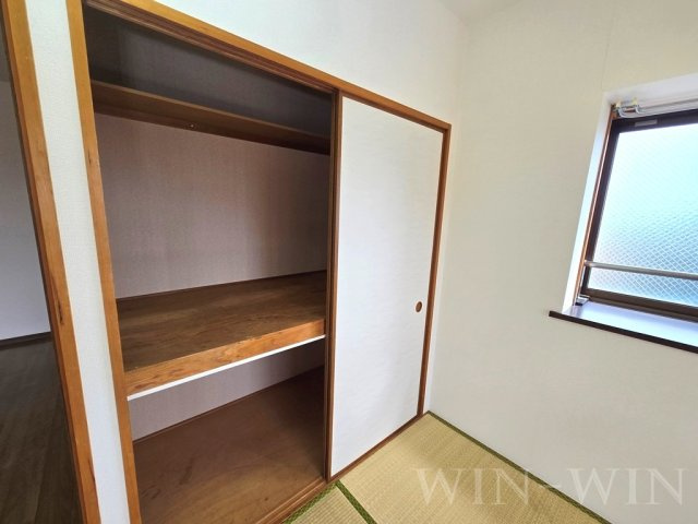 フリーダムコート 弐番館の収納