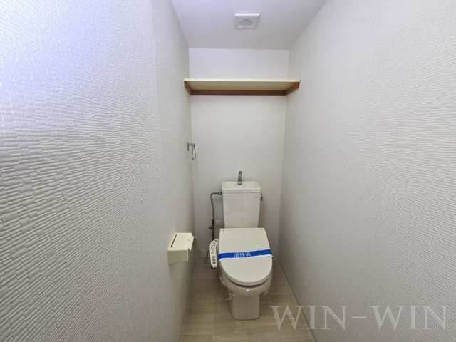 フリーダムコート 弐番館のトイレ