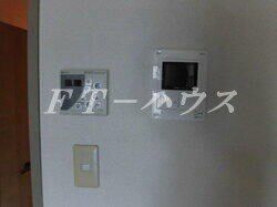 サンパレス薬円台のセキュリティ|玄関