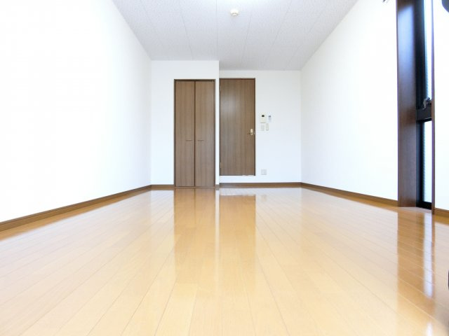 アンプルールクラージュCUREの居間・リビング