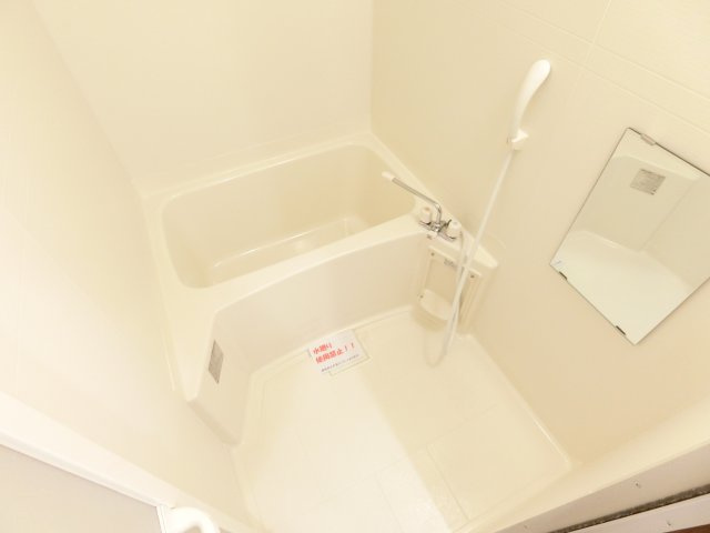 アンプルールクラージュCUREの浴室