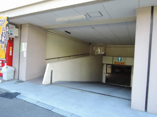 【駐車場】 | 駐車場です。