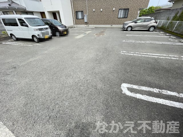 【駐車場】 | 車をお持ちの方に嬉しい駐車場付きの物件です