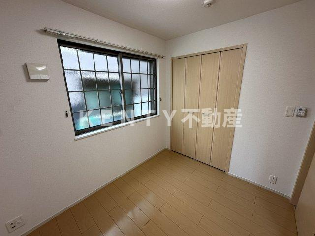 【洋室】 | オーブ　エスト | 使い勝手のいい洋室です