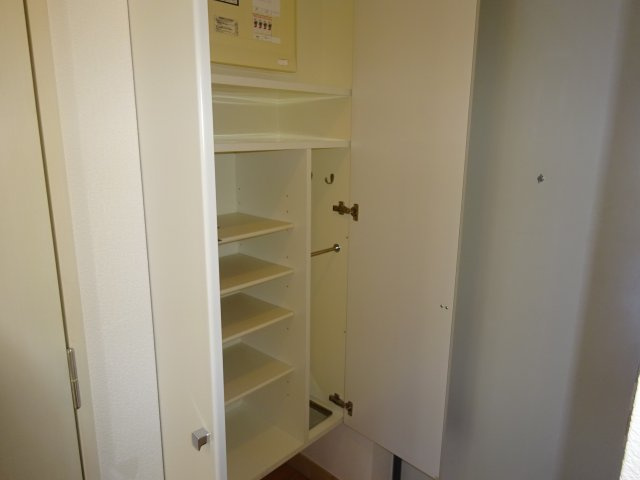 スカイコート新小岩の玄関