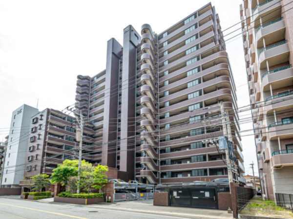 ダイアパレスグランデージ姪浜の外観|大人気姪浜エリア
築23年【姪浜駅】徒歩10分
【内浜小学校】【内浜中学校】