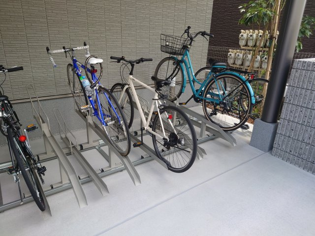 プレミアムコートの駐車場|駐輪場に自転車を止められます