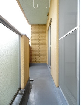 【バルコニー】