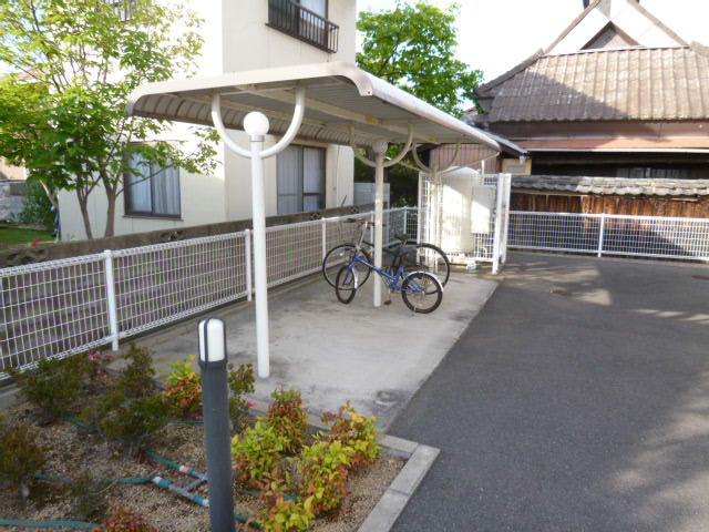 都窪郡早島町前潟のアパートのその他共用部分|自転車置き場