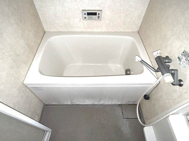 シャルマンの浴室|コンパクトで使いやすいお風呂です
