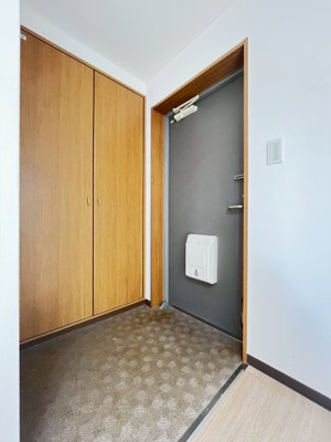 【玄関】 | ルーエハイム千里丘