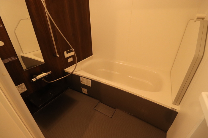 フィーノeの浴室