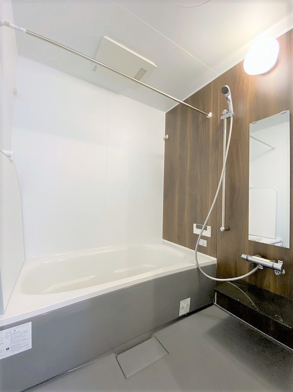 フィーノeの浴室