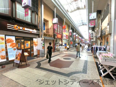 【周辺】 | 三幸ビル | 東側：天神橋筋商店街