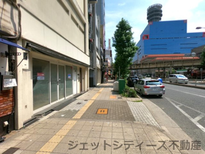 【周辺】 | 三幸ビル | 西側：天神橋筋