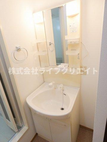 メゾンソレイユの洗面所