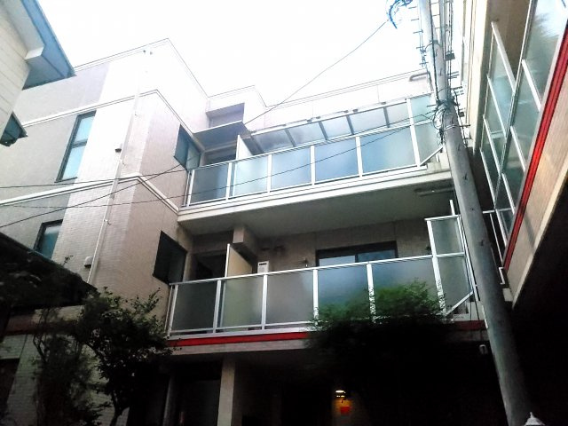 プライムステージの外観