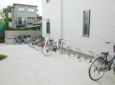 【その他共用部分】 | フィオーレア | 駐輪場です。