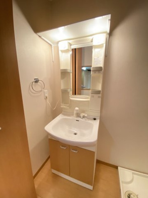 【洗面所】 | リヴェール曽根