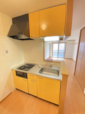 【キッチン】 | リヴェール曽根