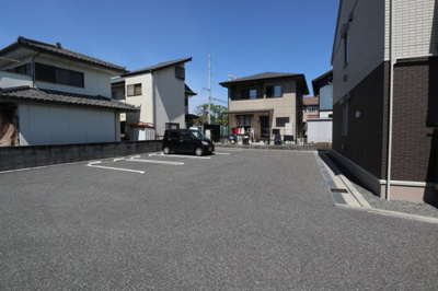 【駐車場】 | コンフレール西条B