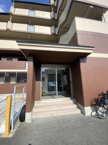 【エントランス】 | アリビオ南桜塚