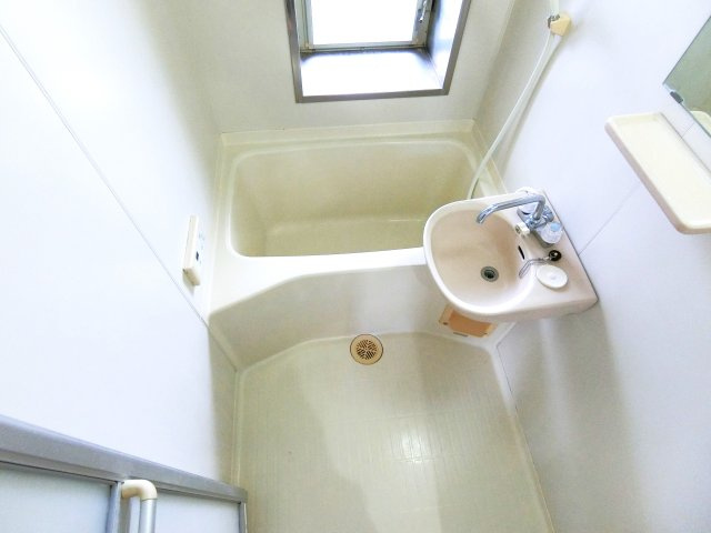 ふじコーポ中の島Ａの浴室