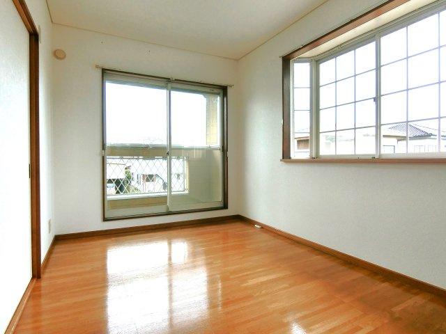 ふじコーポ中の島Ａの洋室