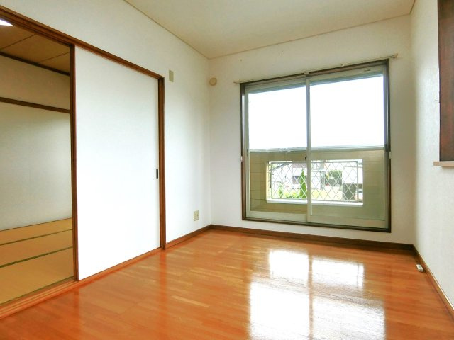 ふじコーポ中の島Ａの居間・リビング