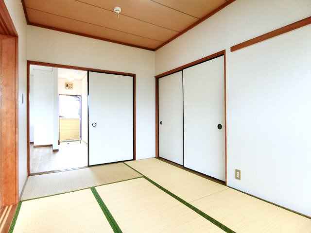 ふじコーポ中の島Ａの和室