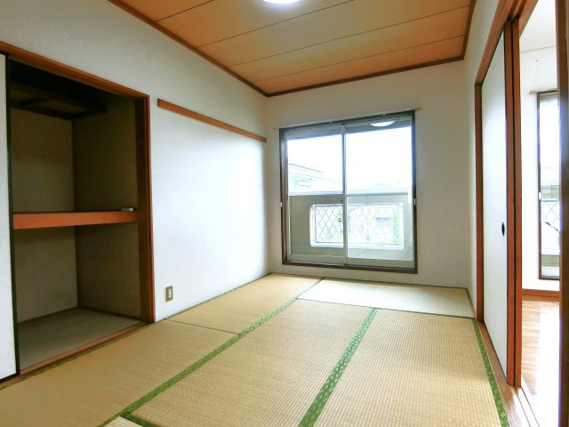 ふじコーポ中の島Ａの和室