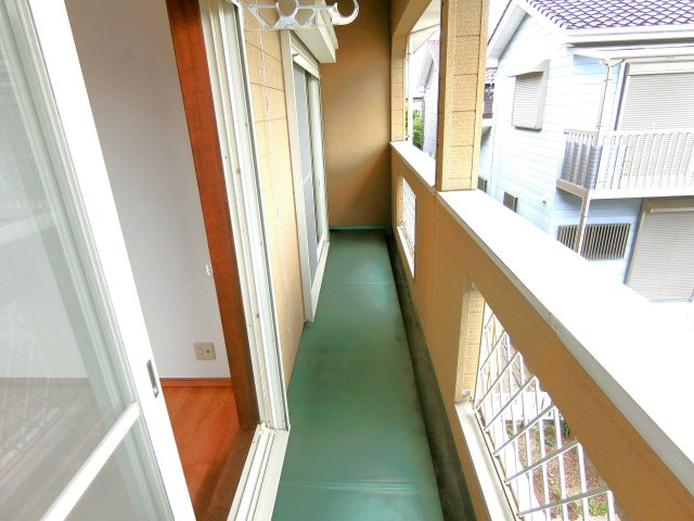 ふじコーポ中の島Ａのバルコニー