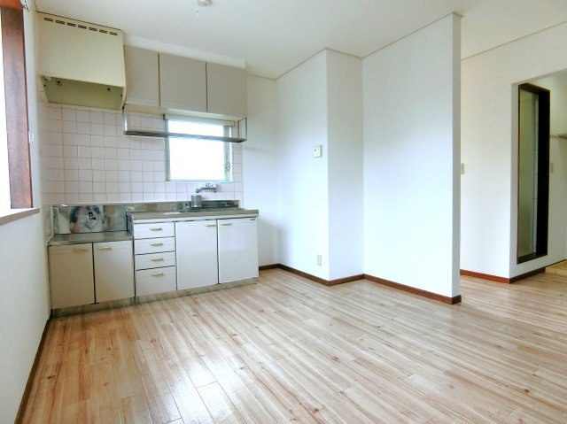 ふじコーポ中の島Ａの居間・リビング