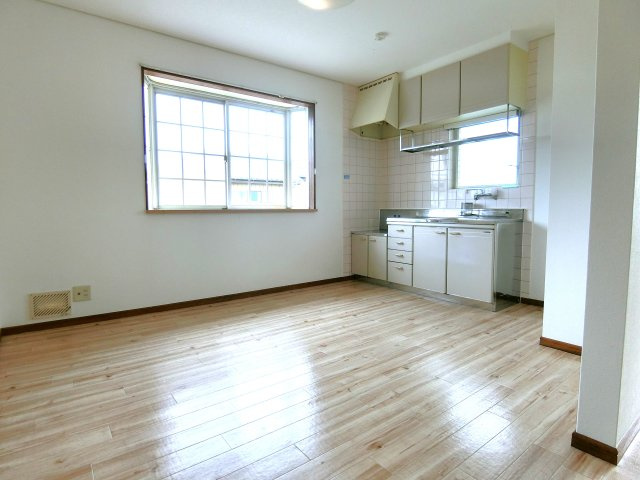 ふじコーポ中の島Ａの居間・リビング