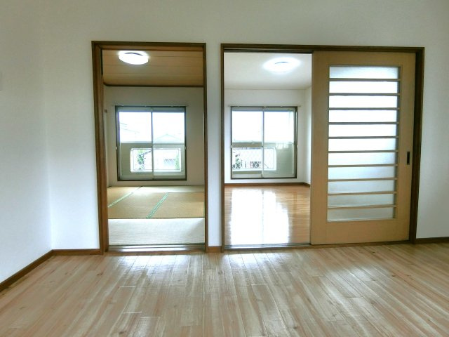 ふじコーポ中の島Ａの居間・リビング