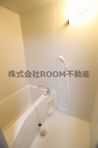 サンライズ都北の浴室|日々の疲れを癒すお風呂付です