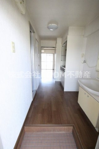 サンライズ都北の内装|明るい室内です