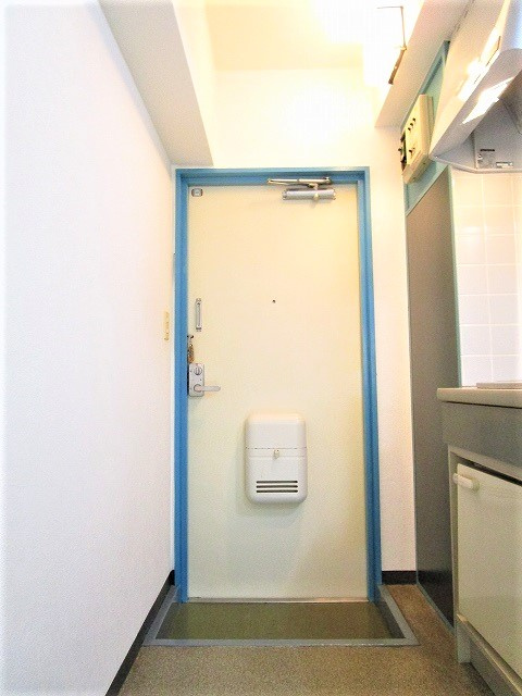 ファーランジュ西中延の玄関