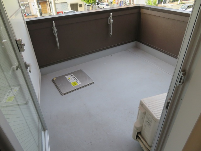 アウラ新深江のバルコニー