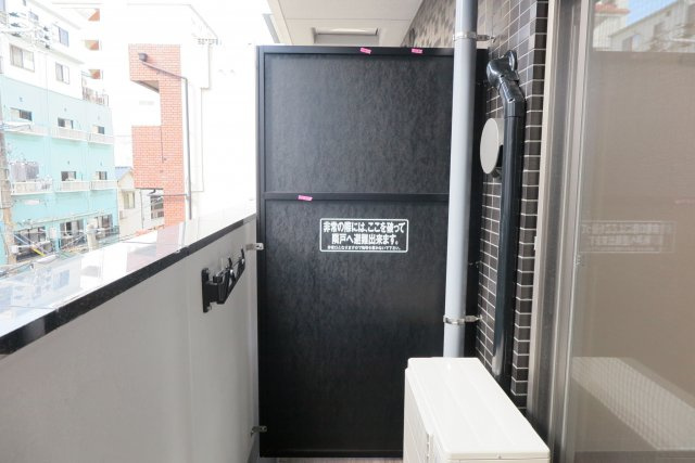 プレサンス難波クチュールのバルコニー