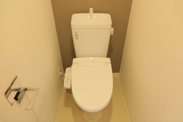 プレサンス難波クチュールのトイレ