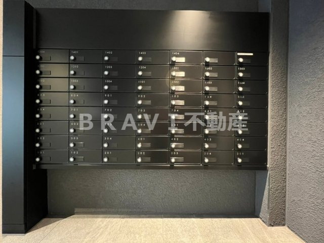リフレ天満橋　BRAVI不動産のその他共用部分|【リフレ天満橋】郵便受け